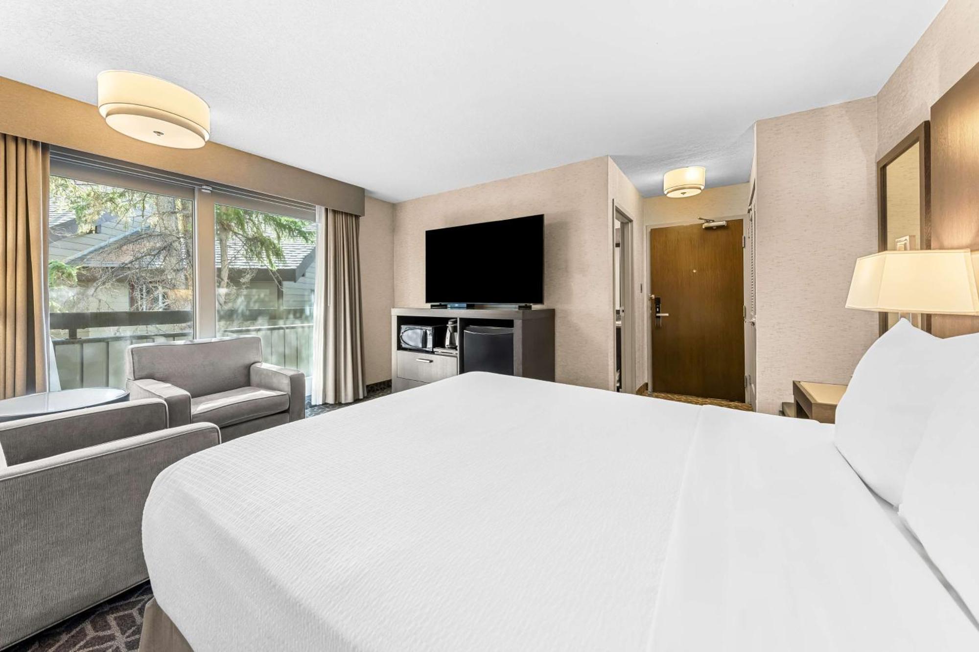 Western International Hotel 3*